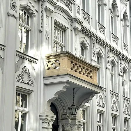 Bella - Old Town, Balcony Appartamento