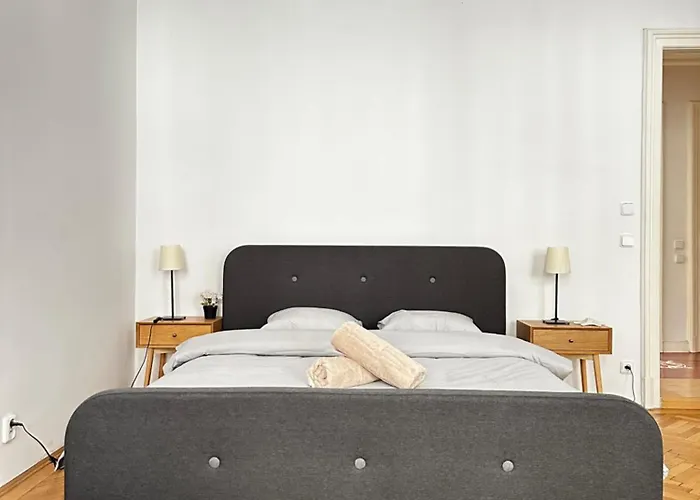 Bella - Old Town, Balcony Lägenhet