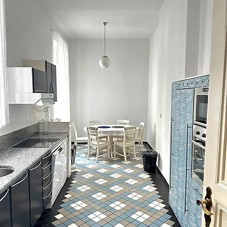 Bella - Old Town, Balcony Lejlighed